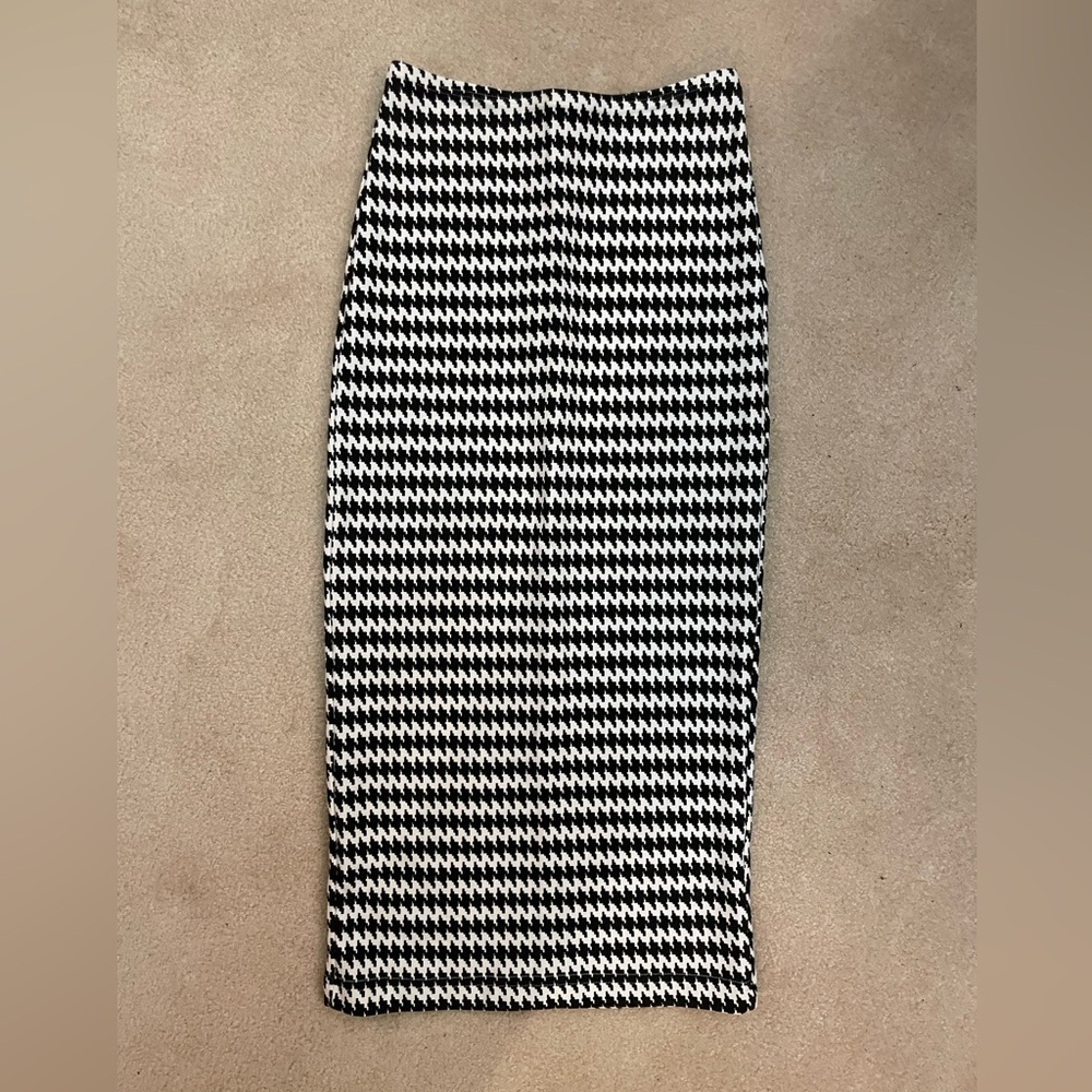 American Apparel Houndstooth Midi Pencil Skirt